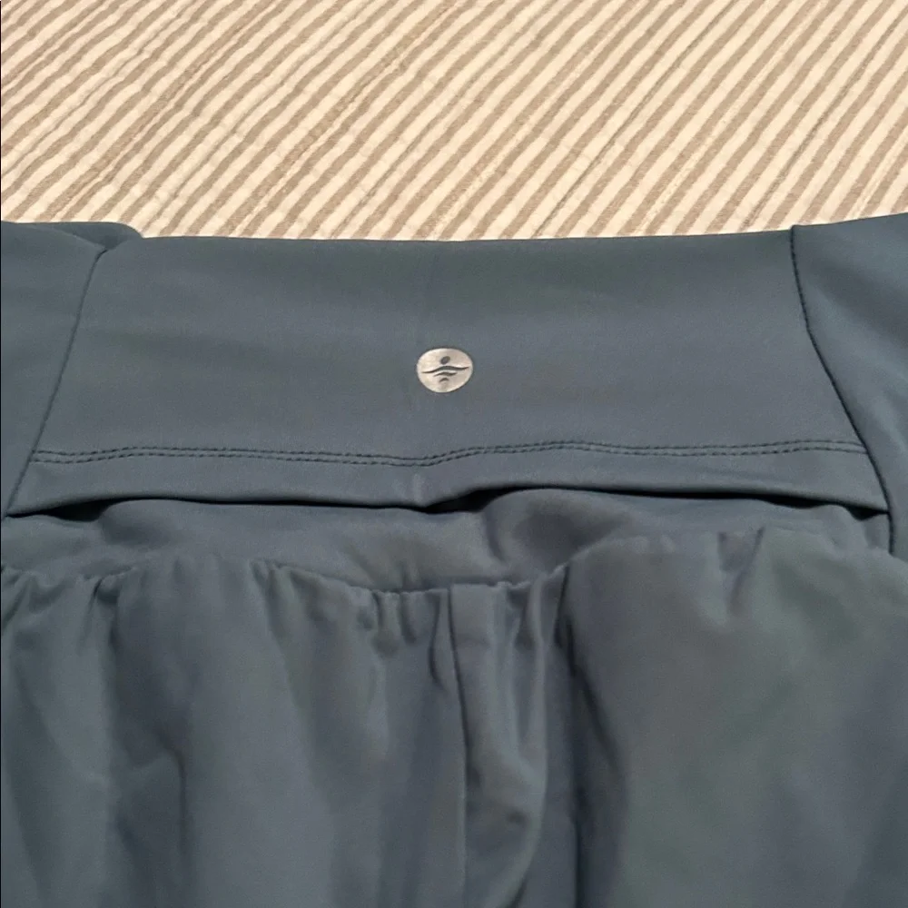 HALARA Women's High-Rise Athletic Skort — Slate Teal - Picture 6 of 6